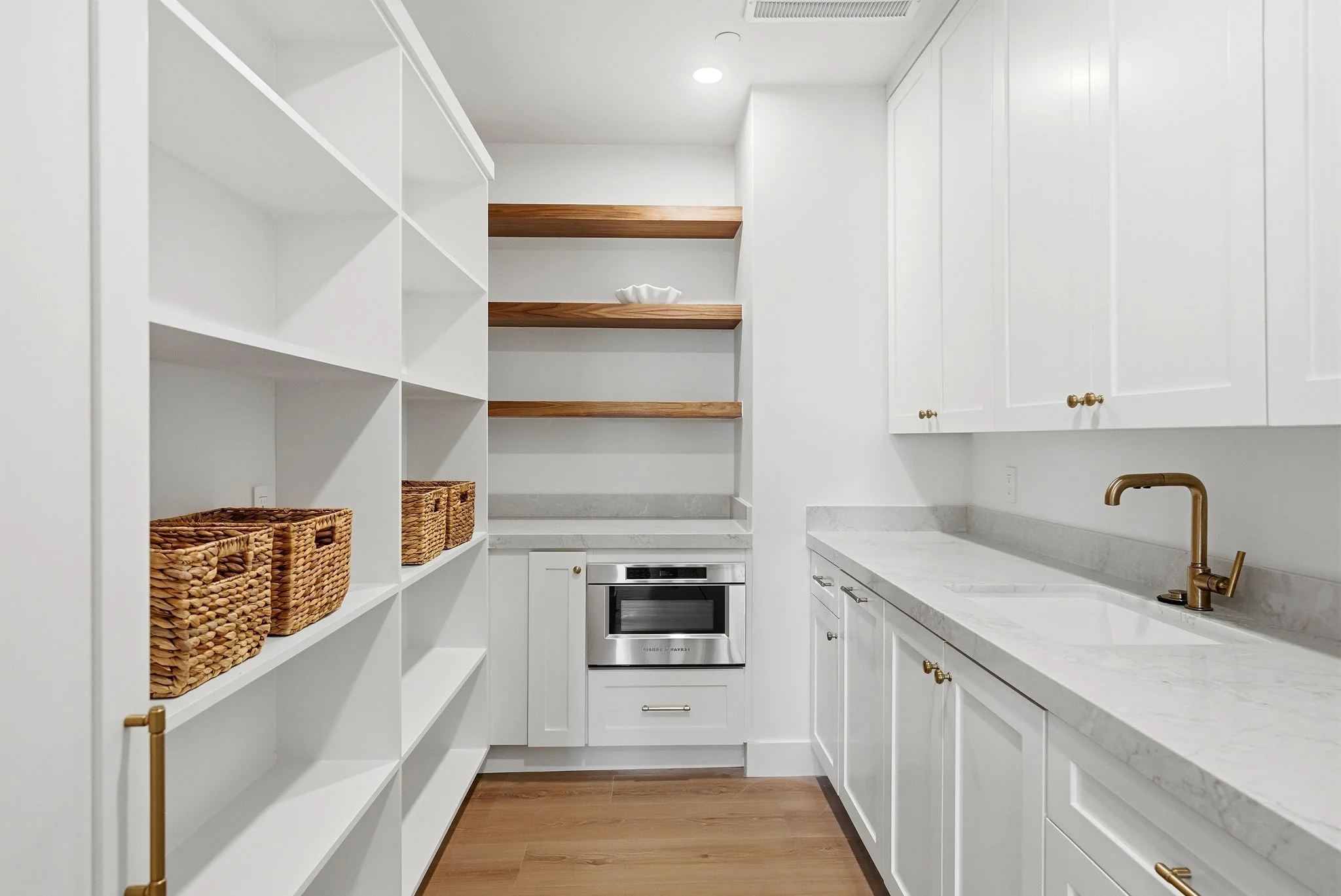 Butler's pantry